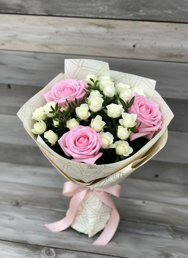 Букет цветов из: Розы в Железнодорожном Иркутской области