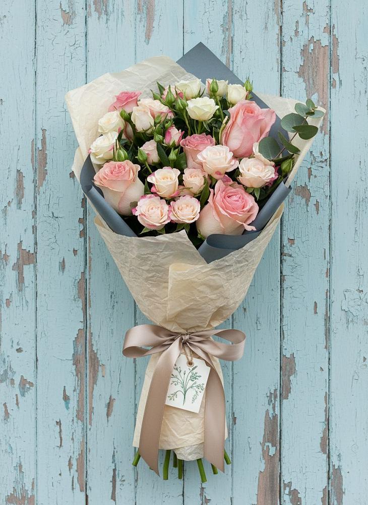 Букет цветов из: Розы в Железнодорожном Иркутской области