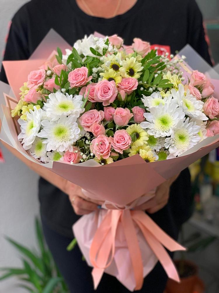 Букет цветов из: Розы и Хризантемы в Железнодорожном Иркутской области