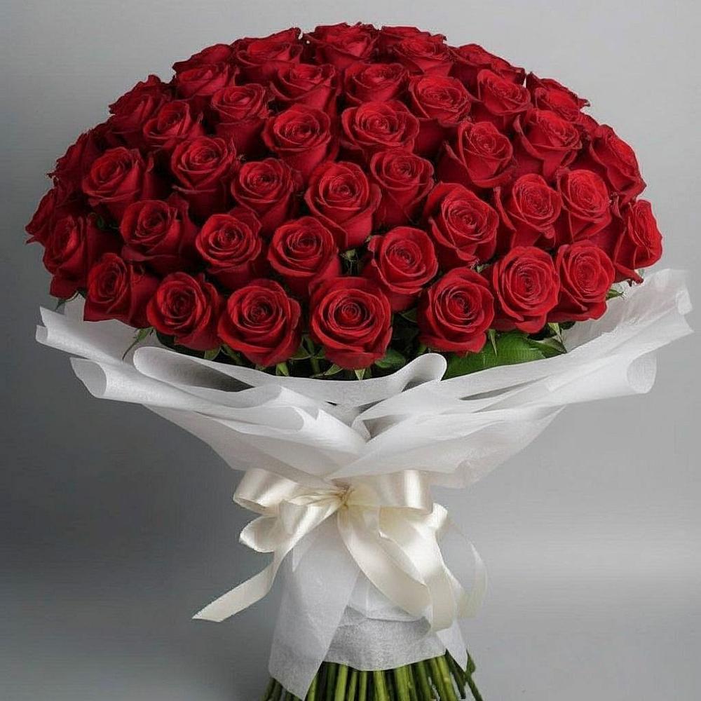 Букет 101 Красная роза Блэк Мэджик в Железнодорожном Иркутской области