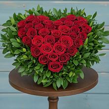 Цветочная композиция из Розы в виде сердца в Железнодорожном Иркутской области