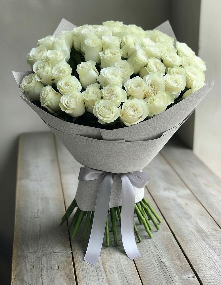 Букет 35 Белых роз в Железнодорожном Иркутской области