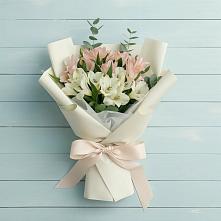 Букет цветов из:  Альстромерии в Железнодорожном Иркутской области