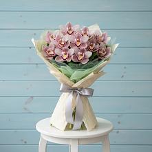 Букет цветов из:  Орхидеи и Розы в Железнодорожном Иркутской области
