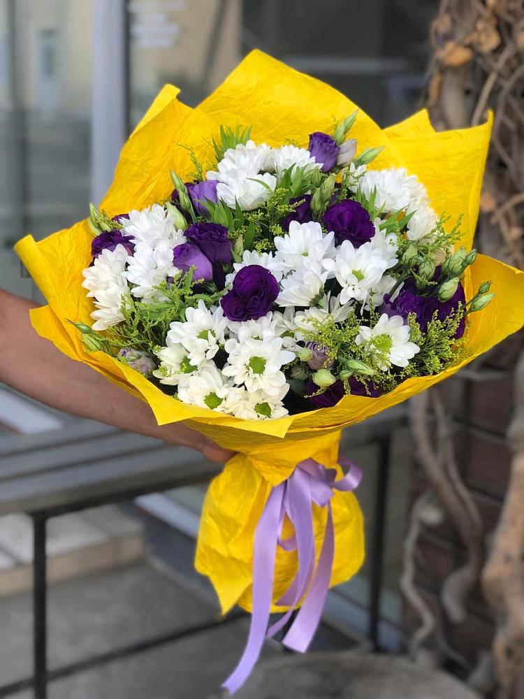 Букет цветов из: Ирисы, Хризантемы и Ромашки в Железнодорожном Иркутской области