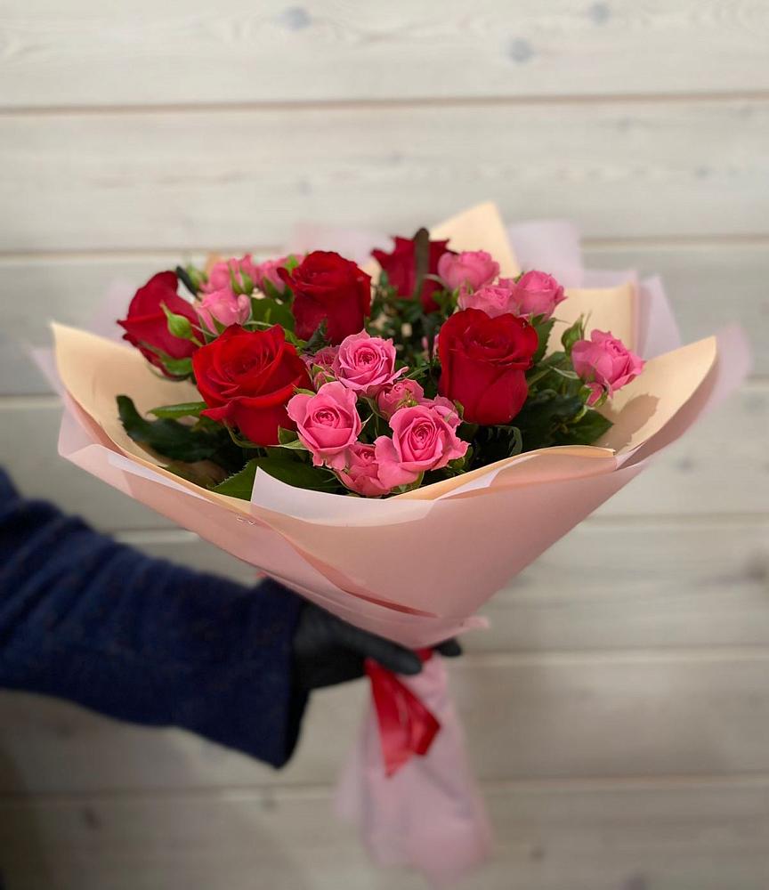 Букет цветов из: Розы в Железнодорожном Иркутской области